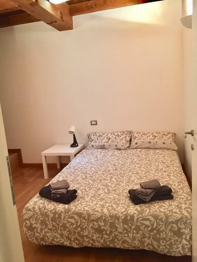 La Casa Di Cavazzona Apartment 0*,